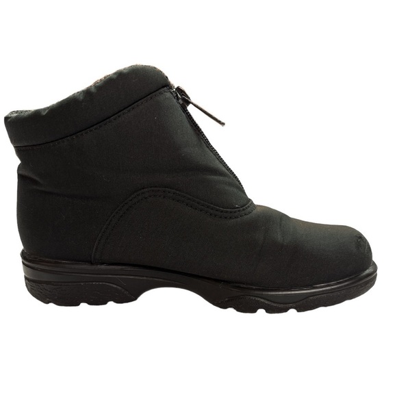 Toe Warmers Made In Canada Black Front Zipper Winter Booties Size 6 - Picture 1 of 9